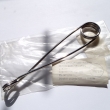 Otv�ra� tlam ryb - velk�, druh 5011, 160 mm. Niklovan�. Cena 5,50 K�s. V�robce ZNAK HK. Origin�ln� balen� v plastov�m s��ku.