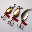 T�pytky Proud, zleva druh 228 (mosazn�, 2,63 g) a druh 229 (m�d�n�, 3,82 g a niklovan�, 3,07 g). Nesignov�no nebo signace RYNA. V�robce DIK a ZNAK HK.